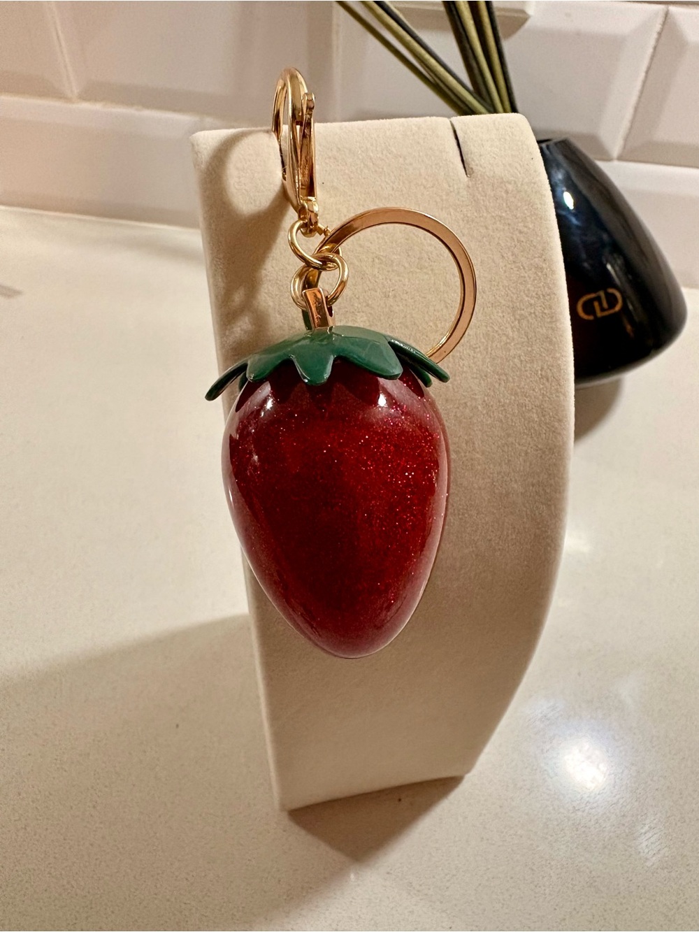 Sparkle Strawberry Key & Card Holder Charm - Red & Green